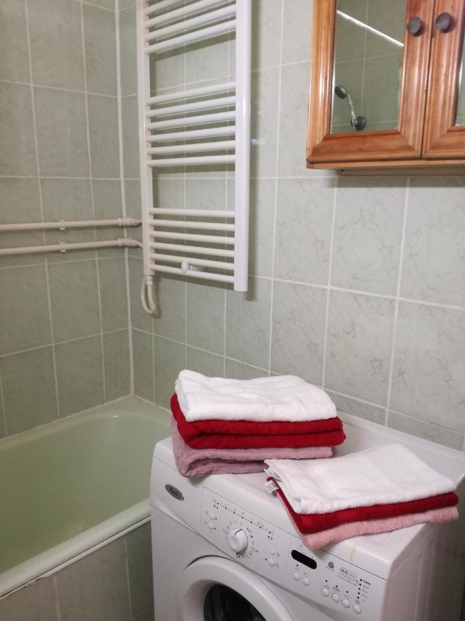 Sara Apartman Târgu-Mureş 外观 照片